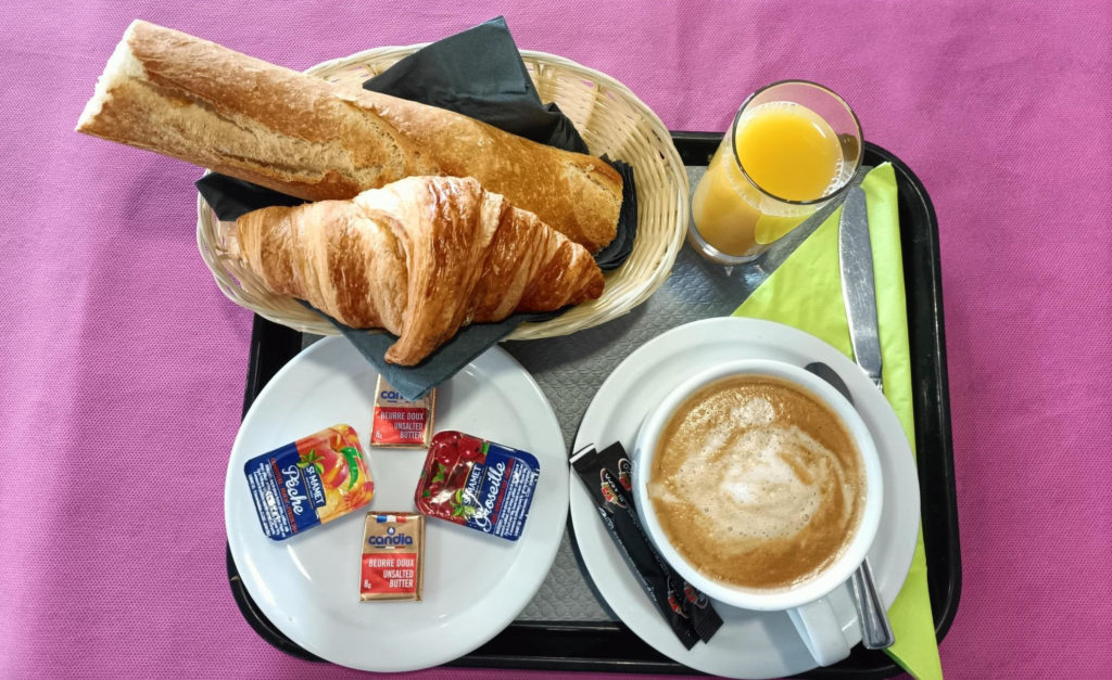 Petit-déjeuner - Hébergement Lourdes, Rosalita Hostel